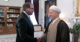 هاشمي رفسنجاني دست چه كسي را فشرد؟